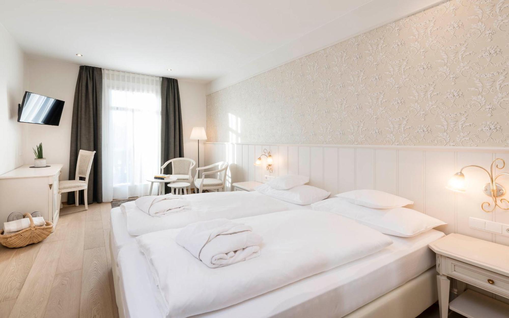 Hotel Villa Kastelruth Exteriör bild
