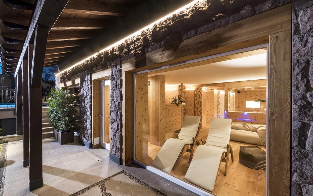 Hotel Villa Kastelruth Exteriör bild