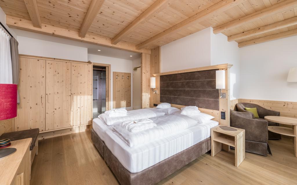 Hotel Villa Kastelruth Exteriör bild